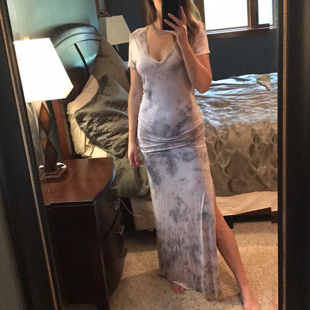 Young Fabulous & Broke Cinched Short Sleeve V-Neck Maxi Dress, Small